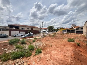 land_lot em Rua Pascoalina Orlando, Vila Independência - Piracicaba - SP