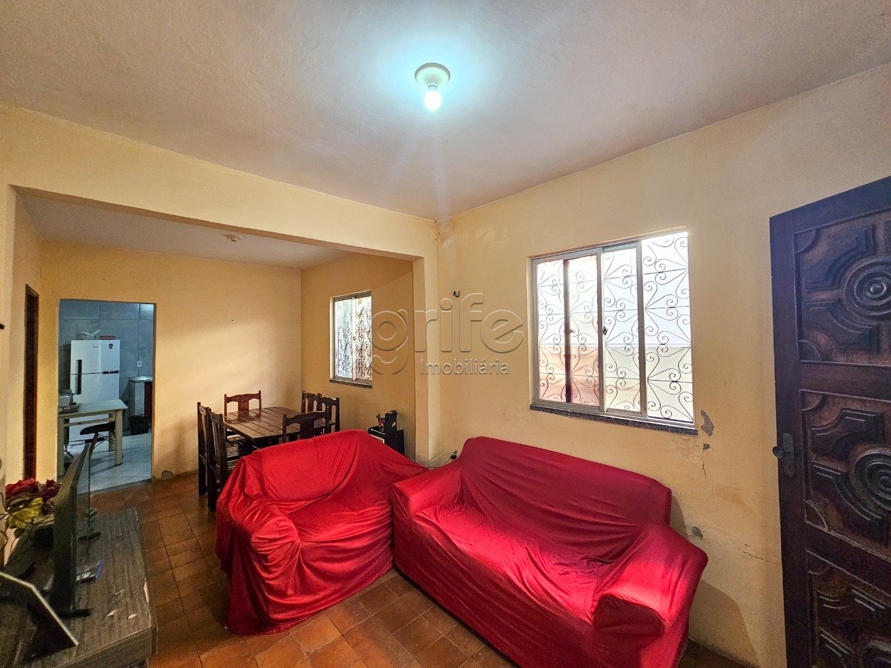 Casa 2 Quartos, 2 Banheiros, 1 Vagas de Garagem-03