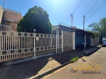 house em Rua Doutor Bernardino de Campos, Vila Prado - São Carlos - SP
