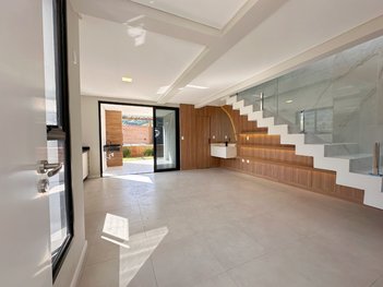 house em Via 05 Qd L Lt 3, Rio Tavares - Florianópolis - SC
