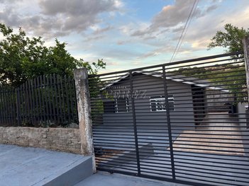 house em Rua Francisco Donato, Conjunto Professora Hilda Mandarino - Londrina - PR