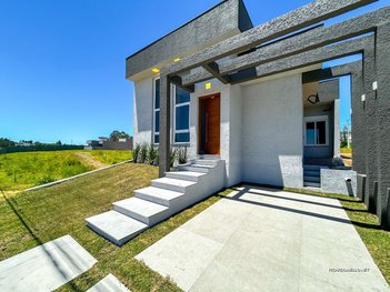 house em Estrada Caminho do Meio, Cocão - Viamão - RS