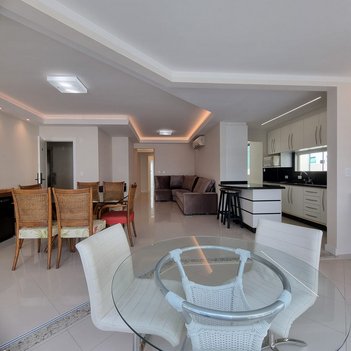 apartment em Rua 222, Meia Praia - Itapema - SC