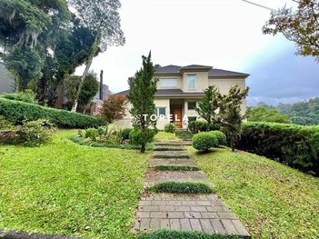 house em Rua Prefeito Waldemar Frederico Weber, Lagos do Bosque - Gramado - RS