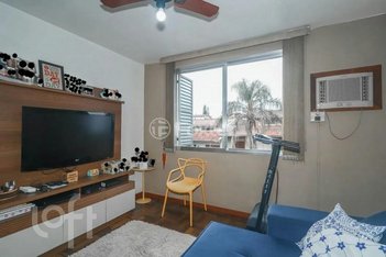 apartment em Rua Azevedo Sodré, Passo da Areia - Porto Alegre - RS