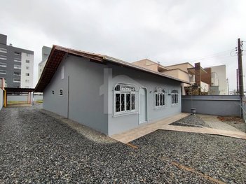 house em Rua Camilo Andreatta, Barra do Rio Cerro - Jaraguá do Sul - SC