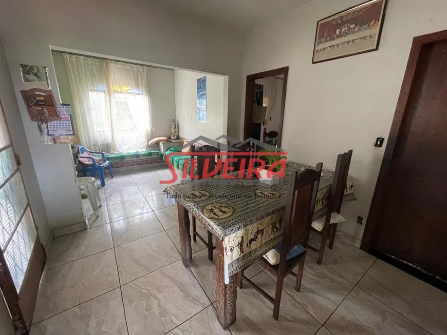 Casa com 3 quartos — Planalto, Belo Horizonte
