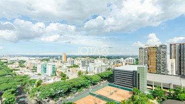 apartment em Avenida Presidente Getúlio Vargas, Água Verde - Curitiba - PR