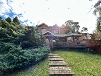 house em Rua Leopoldo Geyer, Vale do Bosque - Gramado - RS