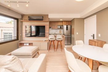 apartment em Rua Luzitana, Higienópolis - Porto Alegre - RS