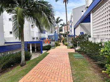 apartment em Rua João Meirelles, Abraão - Florianópolis - SC