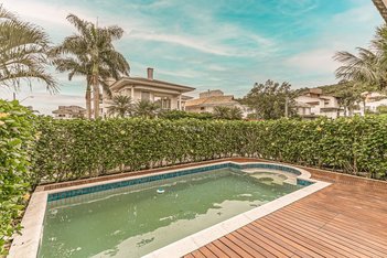 house em Haroldo Soares Glavan, Cacupé - Florianópolis - SC
