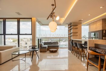 apartment em Rua Monsenhor Ivo Zanlorenzi, Mossunguê - Curitiba - PR