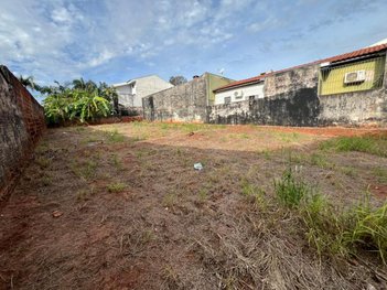 land_lot em Rua Souza Naves, Centro - Paranavaí - PR