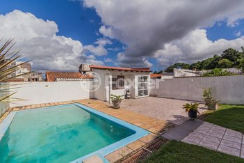 house em Rua Delfino Riet, Santo Antônio - Porto Alegre - RS