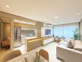 apartment em Avenida Coronel Lucas de Oliveira, Boa Vista - Porto Alegre - RS
