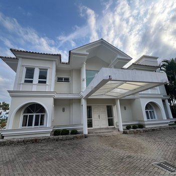 house em Haroldo Soares Glavan, Cacupé - Florianópolis - SC