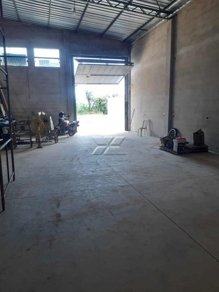 Porta de acesso alto