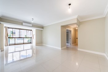 apartment em Rua Dona Laura, Rio Branco - Porto Alegre - RS