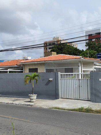 commercial_building em Rua Desportista Adolpho Ferreira Soares Filho, Jardim Cidade Universitária - João Pessoa - PB