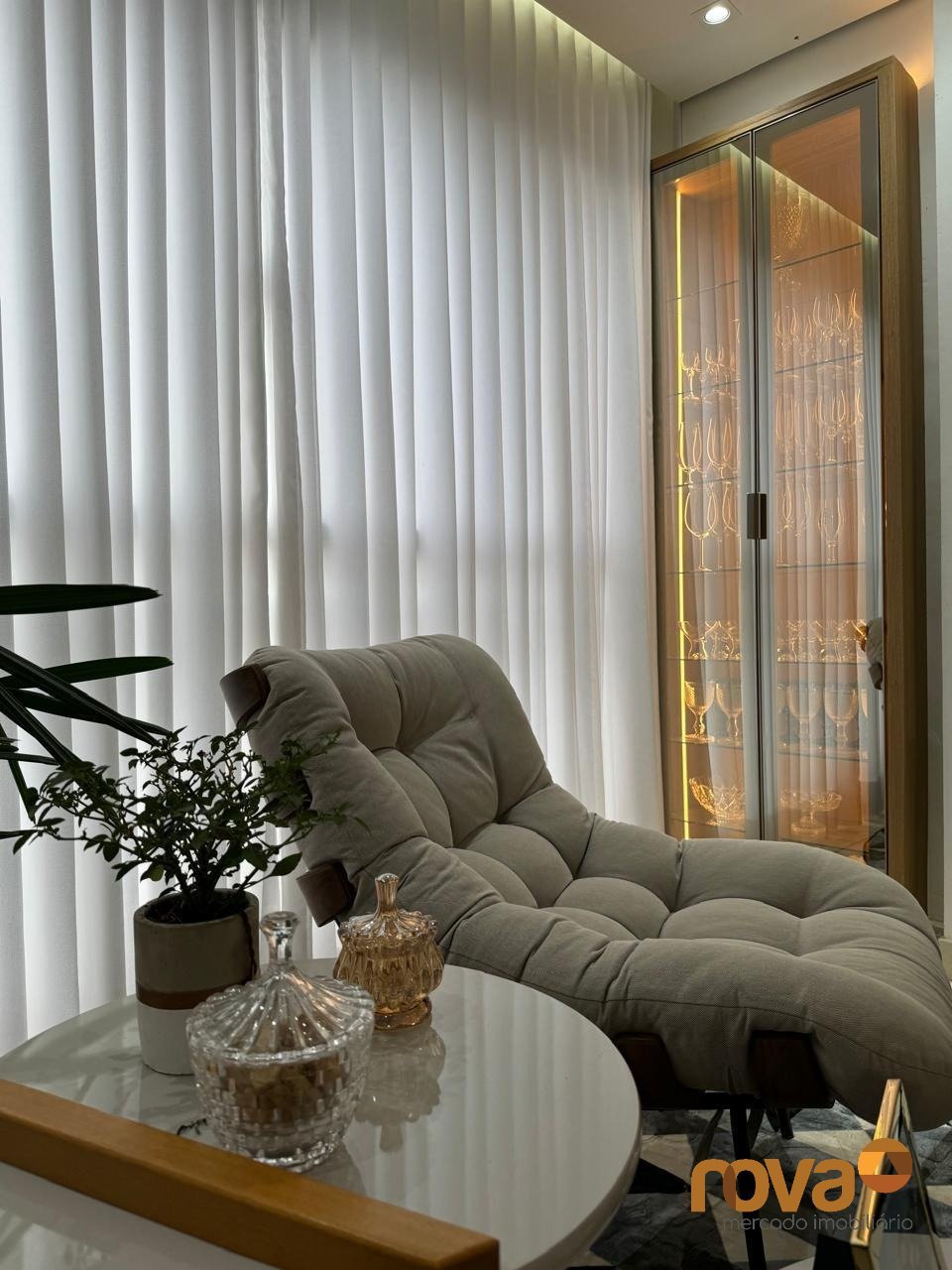 2f99e894-b80f-4f3c-b172-732bc7989a35