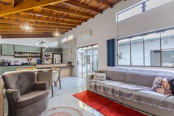 house em Rua Uruguai, São José - Canoas - RS