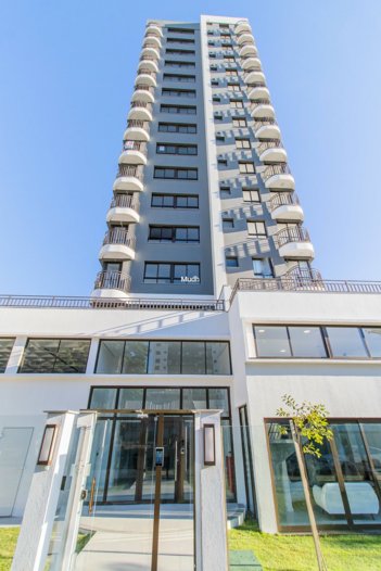 apartment em Rua Oito de Julho, Jardim Botânico - Porto Alegre - RS