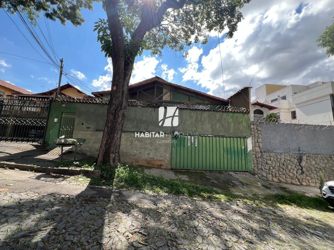 Casa com 11 quartos — Santa Amélia, Belo Horizonte