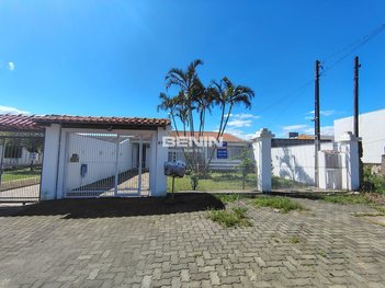 house em Avenida Rio dos Sinos, Harmonia - Canoas - RS