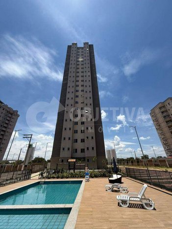apartment em Avenida Vereador Carlito Cordeiro, Laranjeiras - Uberlândia - MG