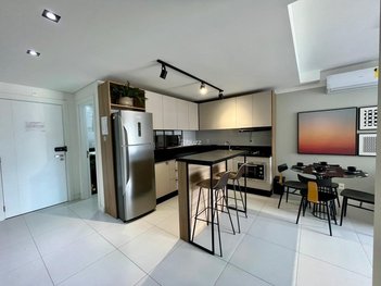apartment em Rua das Moreias, Jurerê - Florianópolis - SC