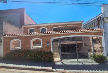 house em Rua Tamôios, Vila Jardini - Sorocaba - SP