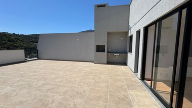 apartment em Rua Manoel José Lebrão, Várzea - Teresópolis - RJ