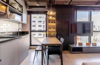 apartment em Rua Trajano Reis, São Francisco - Curitiba - PR
