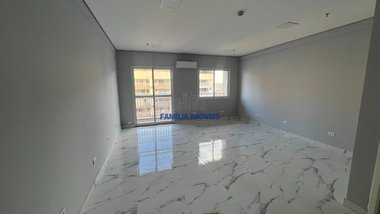office em Rua Silva Jardim, Vila Mathias - Santos - SP