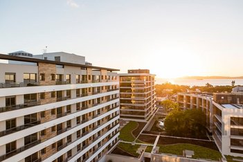apartment em Avenida Wenceslau Escobar, Cristal - Porto Alegre - RS