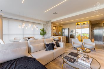 apartment em Rua Doutor Alexandre Gutierrez, Água Verde - Curitiba - PR