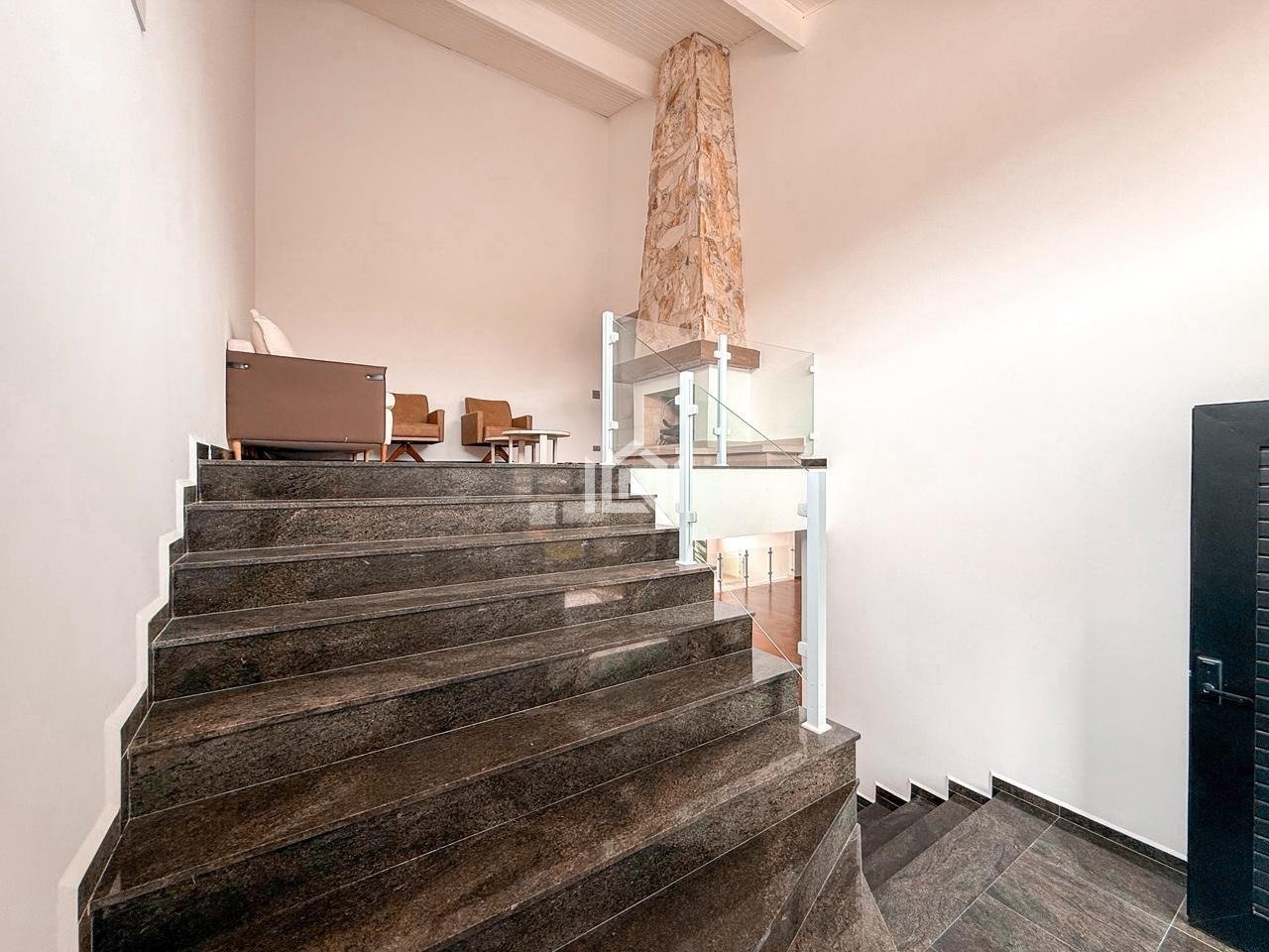 casa para locacao no condominio sao paulo ii - hall