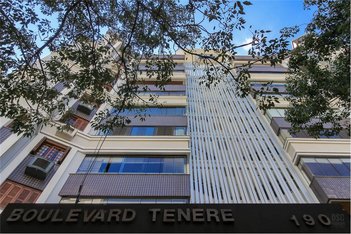 apartment em Av Francico Petuco,, Boa Vista - Porto Alegre - RS