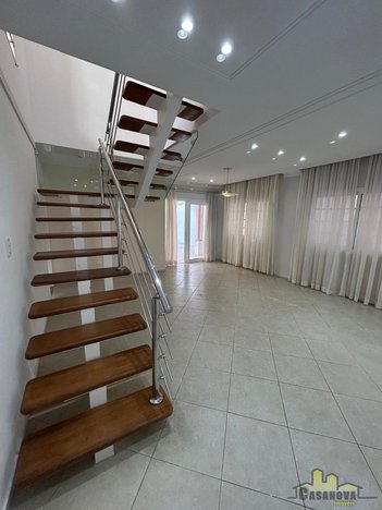 house em Avenida Nicola Capucci, Cidade Jardim - Jacareí - SP