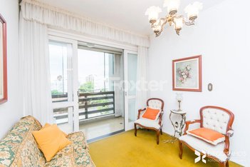 apartment em Rua Luiz Voelcker, Três Figueiras - Porto Alegre - RS