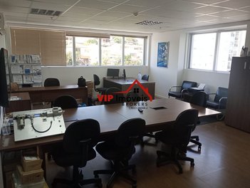 office em Rua Hilda Del Nero Bisquolo, Jardim Florestal - Jundiaí - SP