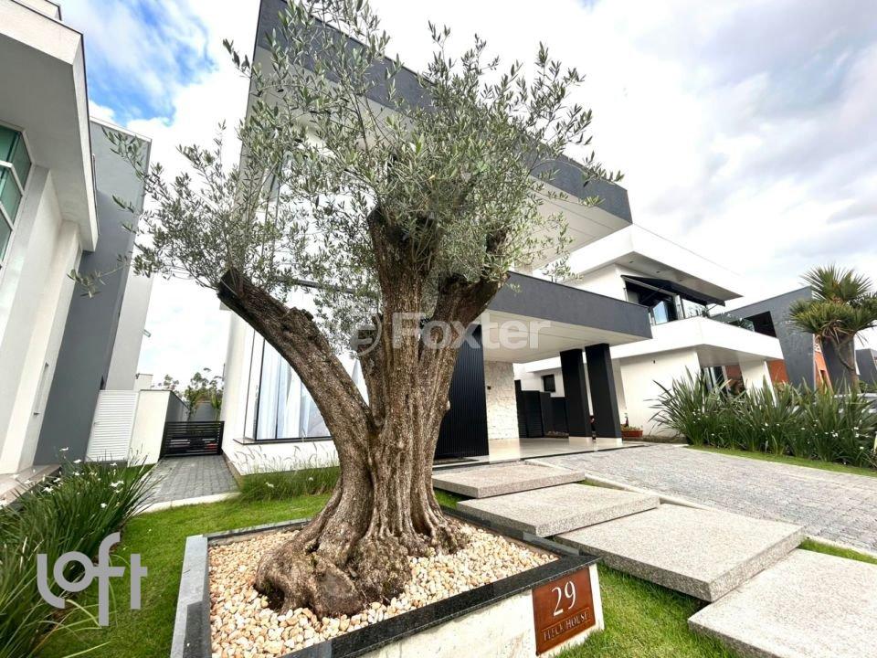 WhatsApp Image 2025-11-04 at 09.24.44.jpeg