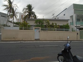 house em Rua Doutor João Moura, São José - Campina Grande - PB