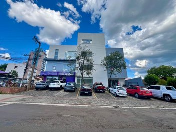 office em Rua Borges de Medeiros - D, Santa Maria - Chapecó - SC