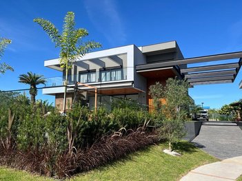 house em Avenida dos Búzios, Jurerê Internacional - Florianópolis - SC