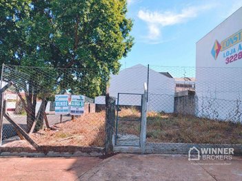 land_lot em Avenida Osíres Stenghel Guimarães, Conjunto Habitacional Requião - Maringá - PR