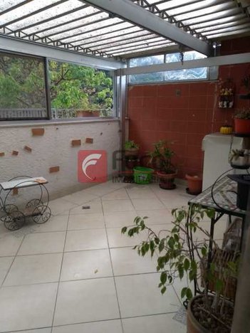 apartment em Rua Mário Pederneiras, Humaitá - Rio de Janeiro - RJ