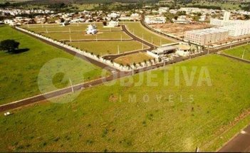 land_lot em Rua Professora Maria Célia Cence, Shopping Park - Uberlândia - MG