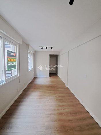 apartment em Rua Riachuelo, Centro Histórico - Porto Alegre - RS